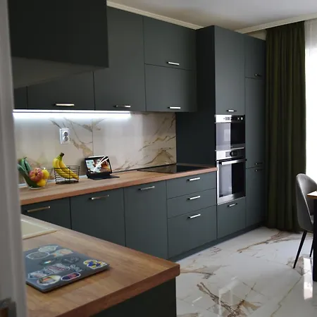 Modern & Elegant Center פלובדיב