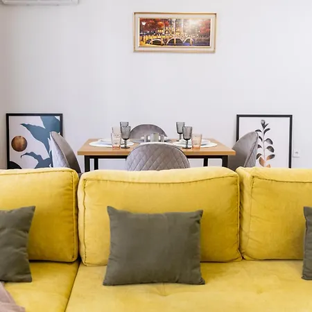 Modern & Elegant Center Appartement