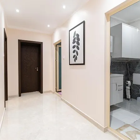 Modern & Elegant Center * Plovdiv