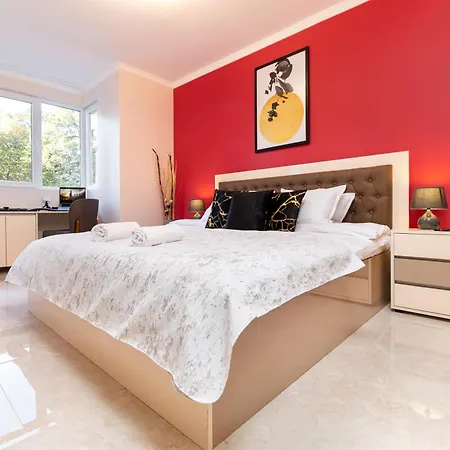 Appartement Modern & Elegant Center Plovdiv