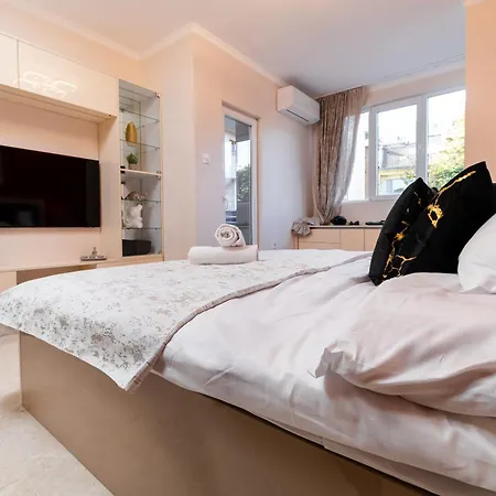 Appartement Modern & Elegant Center