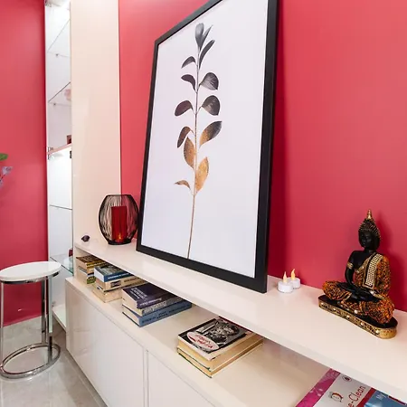 Apartment Modern & Elegant Center Plowdiw